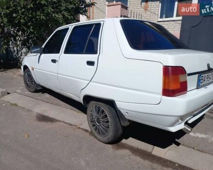 ЗАЗ 1103 Славута 2006 в Кропивницком (Кировограде) на Automoto.ua Белый ЗАЗ 1103 Славута, объемом двигателя 1.2 л и пробегом 170 тыс. км за 1400 $, фото 2 на Automoto.ua