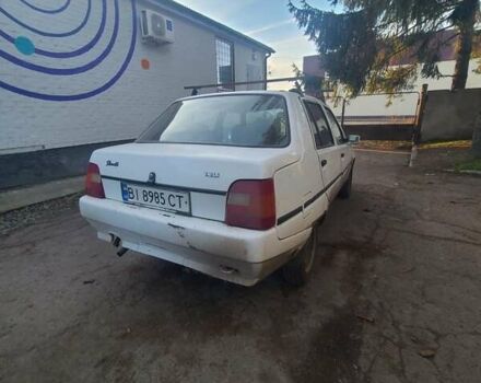 Белый ЗАЗ 1103 Славута, объемом двигателя 1.2 л и пробегом 330 тыс. км за 750 $, фото 2 на Automoto.ua