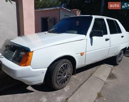 ЗАЗ 1103 Славута 2006 в Кропивницком (Кировограде) на Automoto.ua Белый ЗАЗ 1103 Славута, объемом двигателя 1.2 л и пробегом 170 тыс. км за 1400 $, фото 1 на Automoto.ua