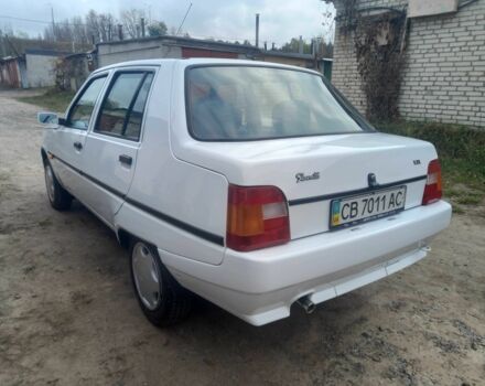 Белый ЗАЗ 1103 Славута, объемом двигателя 1.2 л и пробегом 20 тыс. км за 2350 $, фото 6 на Automoto.ua