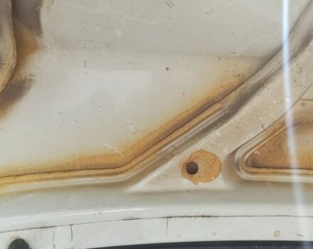 Белый ЗАЗ 1103 Славута, объемом двигателя 1.2 л и пробегом 247 тыс. км за 1350 $, фото 6 на Automoto.ua