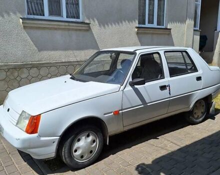 Белый ЗАЗ 1103 Славута, объемом двигателя 1.2 л и пробегом 22 тыс. км за 1500 $, фото 6 на Automoto.ua
