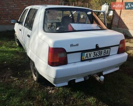 Белый ЗАЗ 1103 Славута, объемом двигателя 1.2 л и пробегом 50 тыс. км за 1500 $, фото 7 на Automoto.ua