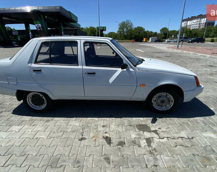 Белый ЗАЗ 1103 Славута, объемом двигателя 1.2 л и пробегом 60 тыс. км за 1100 $, фото 7 на Automoto.ua