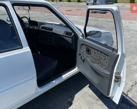 Белый ЗАЗ 1103 Славута, объемом двигателя 1.2 л и пробегом 60 тыс. км за 1100 $, фото 13 на Automoto.ua