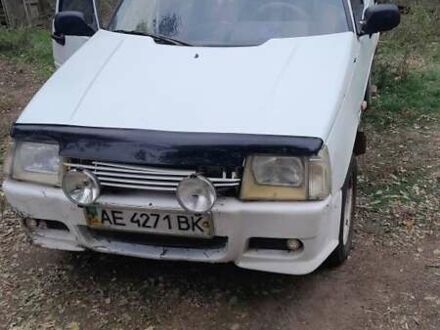 ЗАЗ 1103 Славута 1999 в Пятихатках на Automoto.ua Белый ЗАЗ 1103 Славута, объемом двигателя 1 л и пробегом 24 тыс. км за 622 $, фото 1 на Automoto.ua