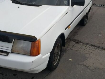 Білий ЗАЗ 1103 Славута, об'ємом двигуна 1 л та пробігом 111 тис. км за 783 $, фото 1 на Automoto.ua