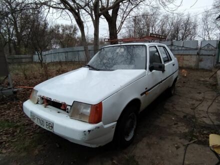 Білий ЗАЗ 1103 Славута, об'ємом двигуна 1.2 л та пробігом 300 тис. км за 381 $, фото 1 на Automoto.ua