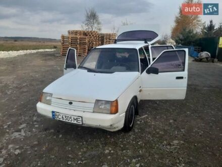 ЗАЗ 1103 Славута 2002 у Городке на Automoto.ua Білий ЗАЗ 1103 Славута, об'ємом двигуна 1.2 л та пробігом 300 тис. км за 650 $, фото 1 на Automoto.ua