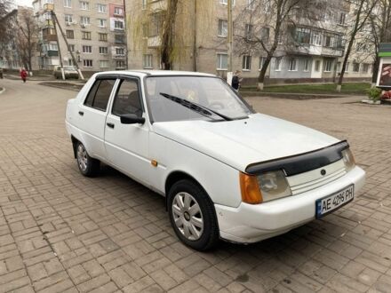 Белый ЗАЗ 1103 Славута, объемом двигателя 1.2 л и пробегом 92 тыс. км за 950 $, фото 1 на Automoto.ua