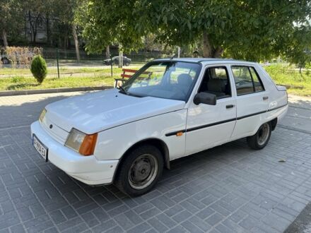 Білий ЗАЗ 1103 Славута, об'ємом двигуна 1.2 л та пробігом 221 тис. км за 1100 $, фото 1 на Automoto.ua
