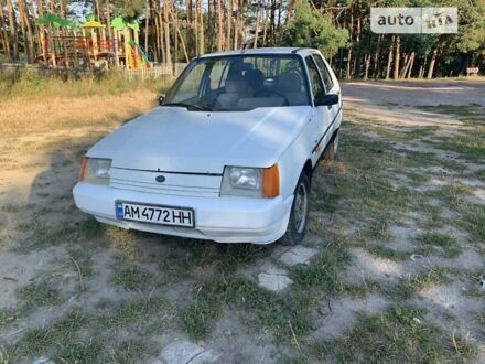ЗАЗ 1103 Славута 2003 в Коростене на Automoto.ua Белый ЗАЗ 1103 Славута, объемом двигателя 1.2 л и пробегом 150 тыс. км за 1050 $, фото 1 на Automoto.ua