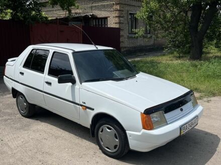 ЗАЗ 1103 Славута 2003 у Кропивницькому (Кіровограді) на Automoto.ua Білий ЗАЗ 1103 Славута, об'ємом двигуна 1.2 л та пробігом 89 тис. км за 1600 $, фото 1 на Automoto.ua