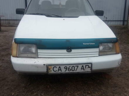 ЗАЗ 1103 Славута 2004 в Знаменке на Automoto.ua Белый ЗАЗ 1103 Славута, объемом двигателя 1.3 л и пробегом 200 тыс. км за 1300 $, фото 1 на Automoto.ua