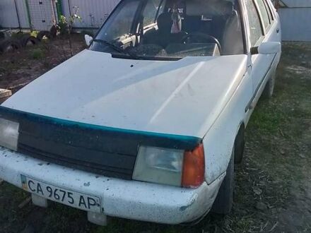 Белый ЗАЗ 1103 Славута, объемом двигателя 1.3 л и пробегом 123 тыс. км за 377 $, фото 1 на Automoto.ua