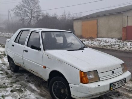 Белый ЗАЗ 1103 Славута, объемом двигателя 1.2 л и пробегом 123 тыс. км за 400 $, фото 1 на Automoto.ua