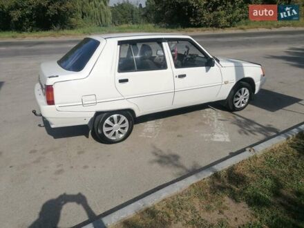 Білий ЗАЗ 1103 Славута, об'ємом двигуна 1.3 л та пробігом 198 тис. км за 1050 $, фото 1 на Automoto.ua