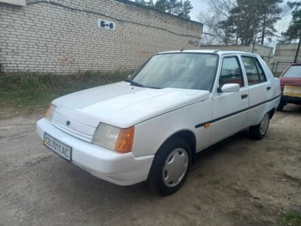 Белый ЗАЗ 1103 Славута, объемом двигателя 1.2 л и пробегом 20 тыс. км за 2350 $, фото 1 на Automoto.ua