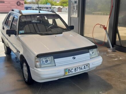 ЗАЗ 1103 Славута 2006 у Дрогобичі на Automoto.ua Білий ЗАЗ 1103 Славута, об'ємом двигуна 1.2 л та пробігом 104 тис. км за 1450 $, фото 1 на Automoto.ua