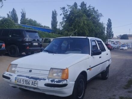 Белый ЗАЗ 1103 Славута, объемом двигателя 0 л и пробегом 200 тыс. км за 700 $, фото 1 на Automoto.ua