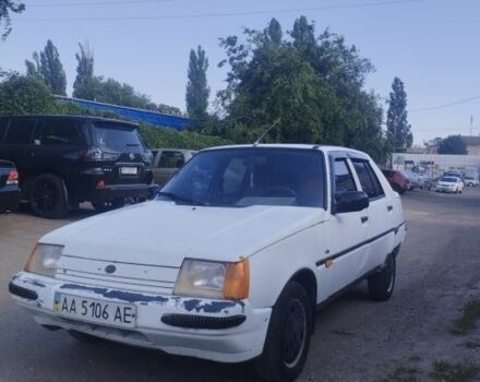Белый ЗАЗ 1103 Славута, объемом двигателя 0 л и пробегом 200 тыс. км за 700 $, фото 1 на Automoto.ua