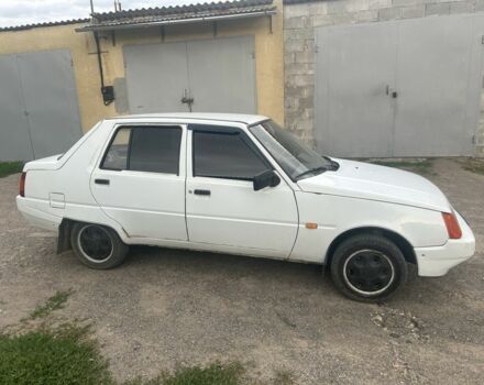 Белый ЗАЗ 1103 Славута, объемом двигателя 1.2 л и пробегом 555 тыс. км за 900 $, фото 1 на Automoto.ua