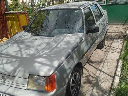 ЗАЗ 1103 Славута 2007 в Хмельницком на Automoto.ua Белый ЗАЗ 1103 Славута, объемом двигателя 1.3 л и пробегом 110 тыс. км за 1400 $, фото 1 на Automoto.ua