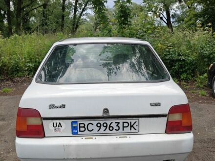 ЗАЗ 1103 Славута 2007 у Львові на Automoto.ua Білий ЗАЗ 1103 Славута, об'ємом двигуна 1.1 л та пробігом 80 тис. км за 1300 $, фото 1 на Automoto.ua