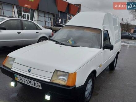 ЗАЗ 1103 Славута 2009 в Чернигове на Automoto.ua Белый ЗАЗ 1103 Славута, объемом двигателя 0 л и пробегом 200 тыс. км за 1200 $, фото 1 на Automoto.ua