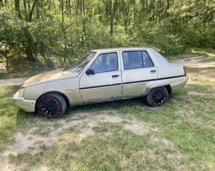 Бежевый ЗАЗ 1103 Славута, объемом двигателя 1.2 л и пробегом 170 тыс. км за 597 $, фото 5 на Automoto.ua