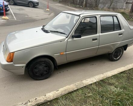 Бежевый ЗАЗ 1103 Славута, объемом двигателя 1.2 л и пробегом 125 тыс. км за 1042 $, фото 4 на Automoto.ua