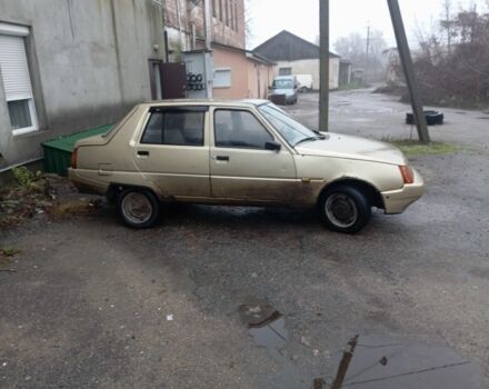 Бежевый ЗАЗ 1103 Славута, объемом двигателя 0 л и пробегом 3 тыс. км за 355 $, фото 4 на Automoto.ua