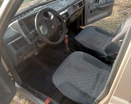 Бежевый ЗАЗ 1103 Славута, объемом двигателя 1.3 л и пробегом 118 тыс. км за 600 $, фото 2 на Automoto.ua