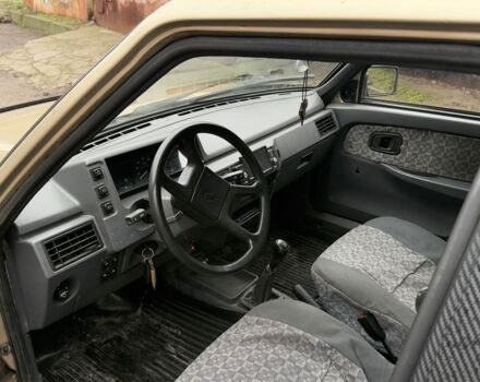 Бежевый ЗАЗ 1103 Славута, объемом двигателя 1.3 л и пробегом 183 тыс. км за 591 $, фото 4 на Automoto.ua