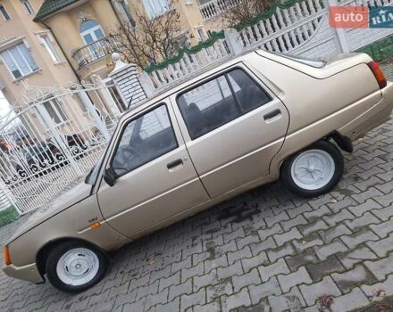 Бежевый ЗАЗ 1103 Славута, объемом двигателя 1.3 л и пробегом 111 тыс. км за 650 $, фото 2 на Automoto.ua