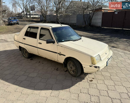 Бежевый ЗАЗ 1103 Славута, объемом двигателя 1.2 л и пробегом 555 тыс. км за 675 $, фото 2 на Automoto.ua