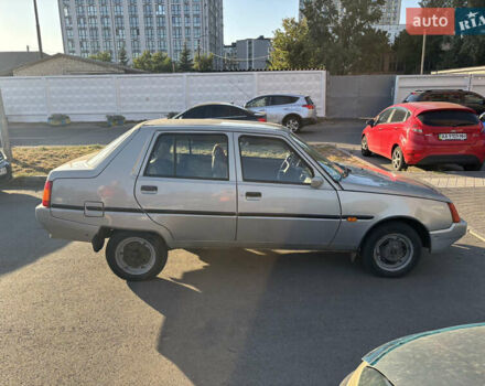 Бежевый ЗАЗ 1103 Славута, объемом двигателя 1.2 л и пробегом 84 тыс. км за 2000 $, фото 11 на Automoto.ua