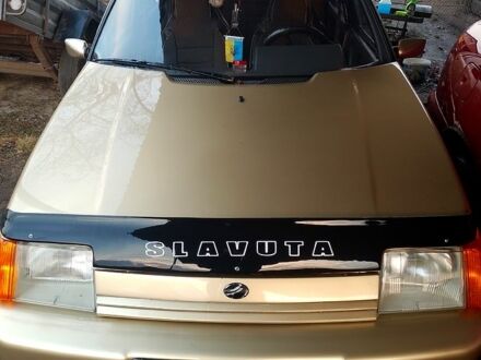 ЗАЗ 1103 Славута 2001 у Бахмаче на Automoto.ua Бежевий ЗАЗ 1103 Славута, об'ємом двигуна 1.2 л та пробігом 300 тис. км за 800 $, фото 1 на Automoto.ua