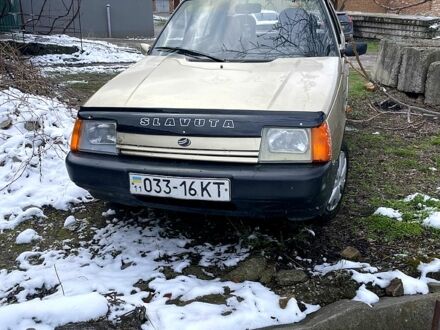 ЗАЗ 1103 Славута 2002 у Казатине на Automoto.ua Бежевий ЗАЗ 1103 Славута, об'ємом двигуна 1.2 л та пробігом 150 тис. км за 750 $, фото 1 на Automoto.ua