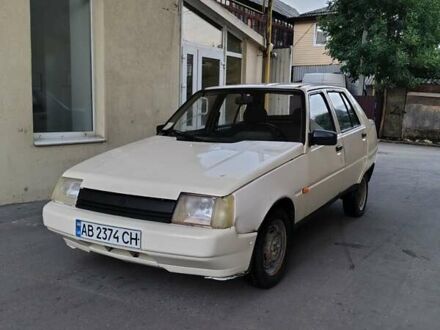 Бежевый ЗАЗ 1103 Славута, объемом двигателя 1.2 л и пробегом 200 тыс. км за 700 $, фото 1 на Automoto.ua