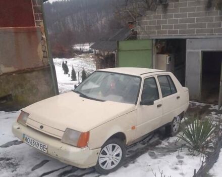 Бежевый ЗАЗ 1103 Славута, объемом двигателя 1.2 л и пробегом 150 тыс. км за 600 $, фото 1 на Automoto.ua