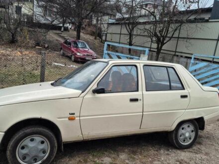 ЗАЗ 1103 Славута 2003 в Киеве на Automoto.ua Бежевый ЗАЗ 1103 Славута, объемом двигателя 1.2 л и пробегом 150 тыс. км за 700 $, фото 1 на Automoto.ua