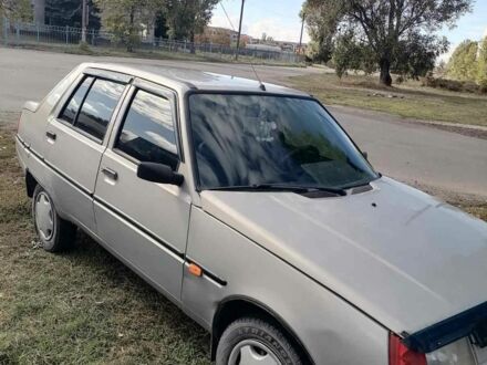 ЗАЗ 1103 Славута 2007 в Павлограде на Automoto.ua Бежевый ЗАЗ 1103 Славута, объемом двигателя 1.2 л и пробегом 79 тыс. км за 1400 $, фото 1 на Automoto.ua