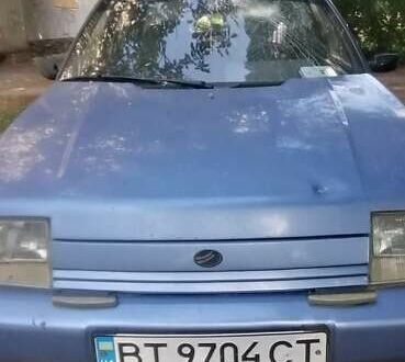ЗАЗ 1103 Славута 2003 у Херсоні на Automoto.ua Фіолетовий ЗАЗ 1103 Славута, об'ємом двигуна 1.3 л та пробігом 160 тис. км за 1200 $, фото 1 на Automoto.ua
