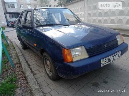 ЗАЗ 1103 Славута 2003 у Львові на Automoto.ua Фіолетовий ЗАЗ 1103 Славута, об'ємом двигуна 1.1 л та пробігом 71 тис. км за 14000 $, фото 1 на Automoto.ua