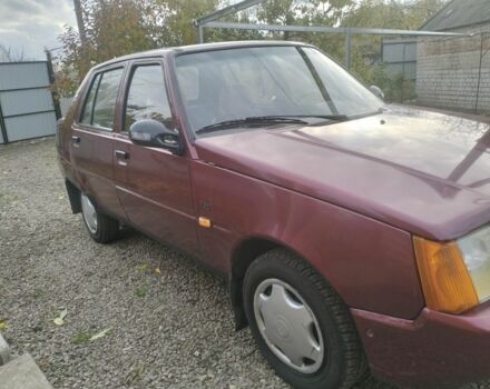 Красный ЗАЗ 1103 Славута, объемом двигателя 1.2 л и пробегом 215 тыс. км за 1200 $, фото 1 на Automoto.ua