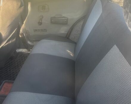 Червоний ЗАЗ 1103 Славута, об'ємом двигуна 1.2 л та пробігом 3 тис. км за 1071 $, фото 4 на Automoto.ua