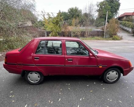 Красный ЗАЗ 1103 Славута, объемом двигателя 1.2 л и пробегом 88 тыс. км за 750 $, фото 1 на Automoto.ua