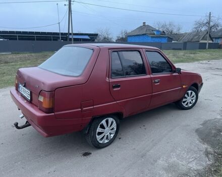 Червоний ЗАЗ 1103 Славута, об'ємом двигуна 1.2 л та пробігом 120 тис. км за 650 $, фото 4 на Automoto.ua