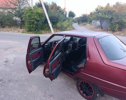 Красный ЗАЗ 1103 Славута, объемом двигателя 1.2 л и пробегом 127 тыс. км за 800 $, фото 7 на Automoto.ua